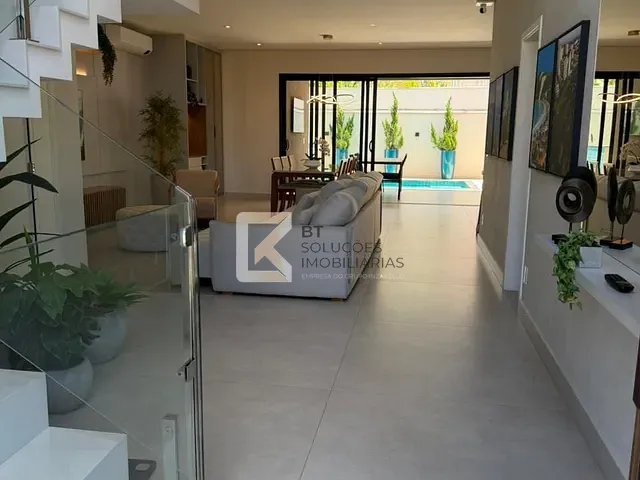 Sobrado com 300m² 3 quartos e 4 banheiros, à venda, no bairro Jardim Residencial Maria Dulce em Indaiatuba