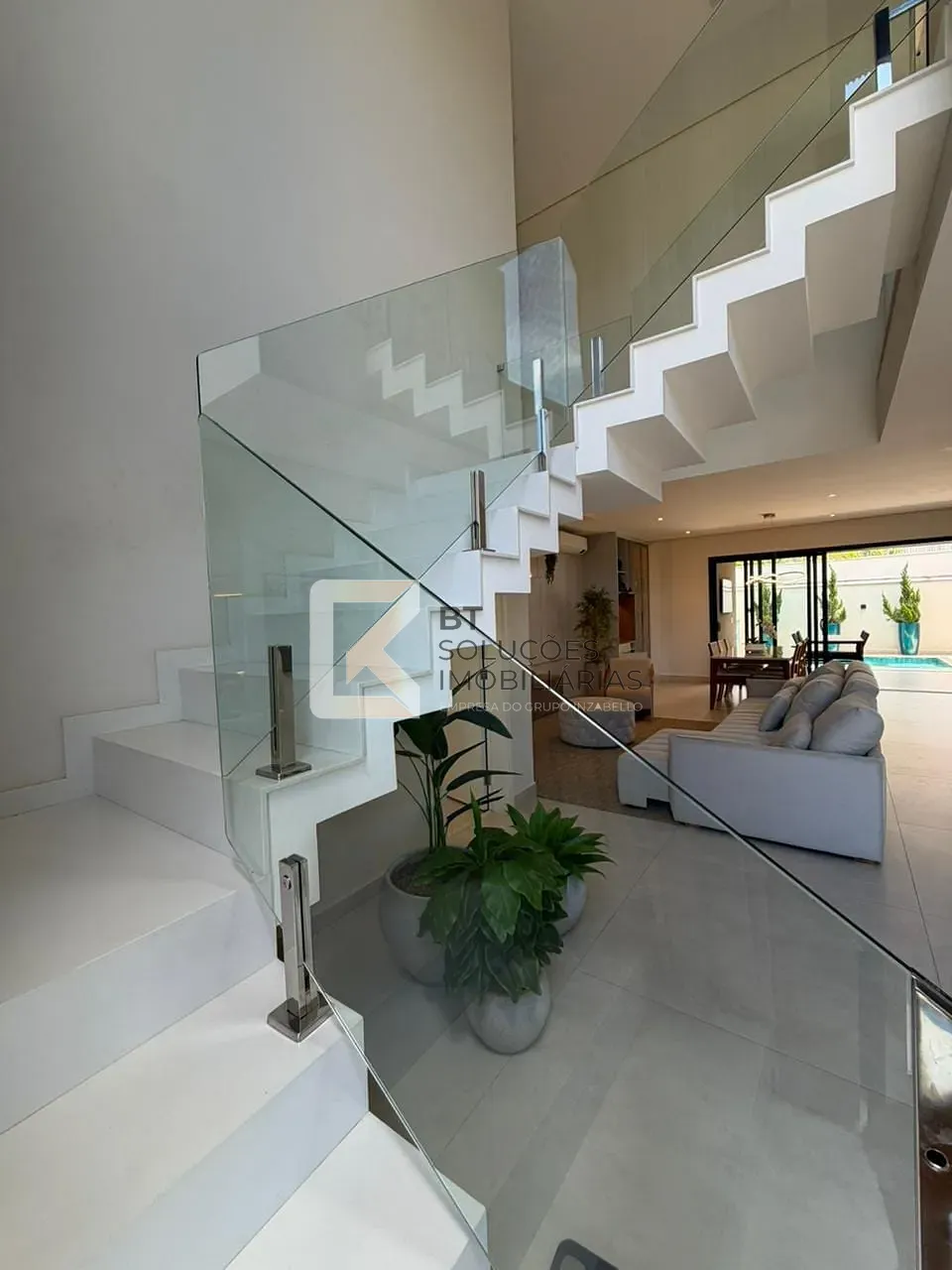 Sobrado, 3 quartos, 274 m² - Foto 3