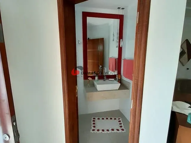 Sobrado com 211m² 4 quartos e 1 banheiro, à venda, no bairro Olímpico em São Caetano do Sul