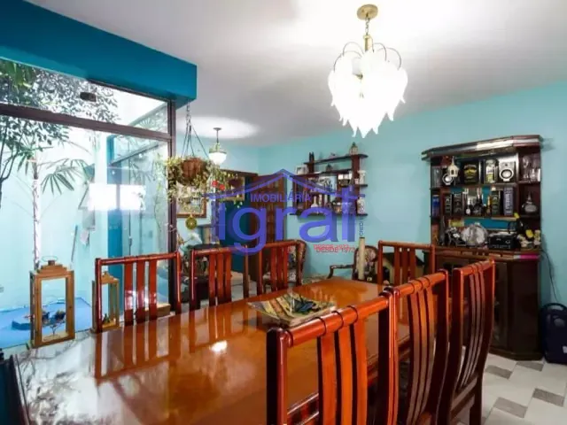 Sobrado com 170m² 3 quartos e 2 banheiros, à venda, no bairro Jardim Oriental em São Paulo