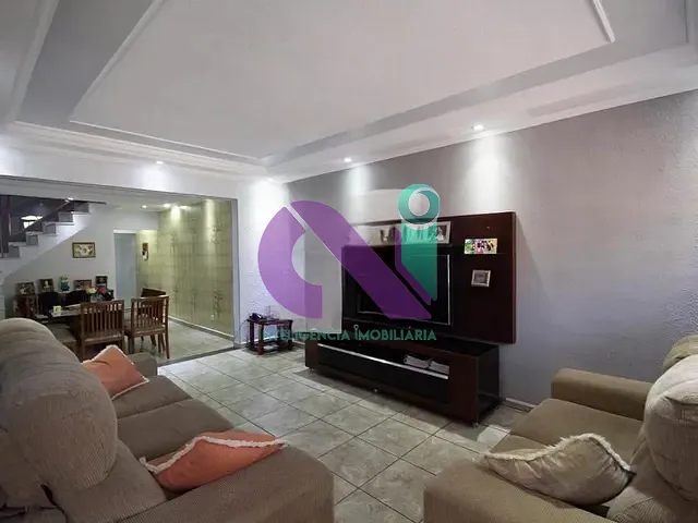 Sobrado com 125m² 5 quartos e 4 banheiros, à venda, no bairro Bela Vista em Osasco