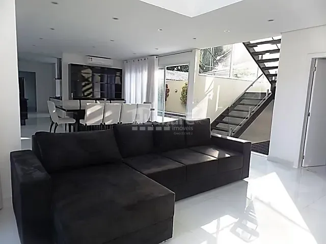 Sobrado com 397m² 5 quartos e 7 banheiros, à venda, no bairro Riviera de São Lourenço em Bertioga