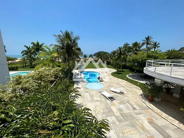 Sobrado com 1440m² 6 quartos e 4 banheiros, à venda, no bairro Praia da Cocanha em Caraguatatuba