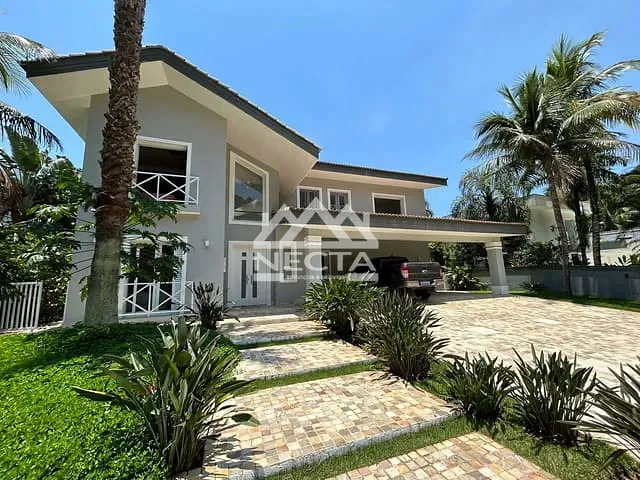 Sobrado com 1440m² 6 quartos e 4 banheiros, à venda, no bairro Praia da Cocanha em Caraguatatuba