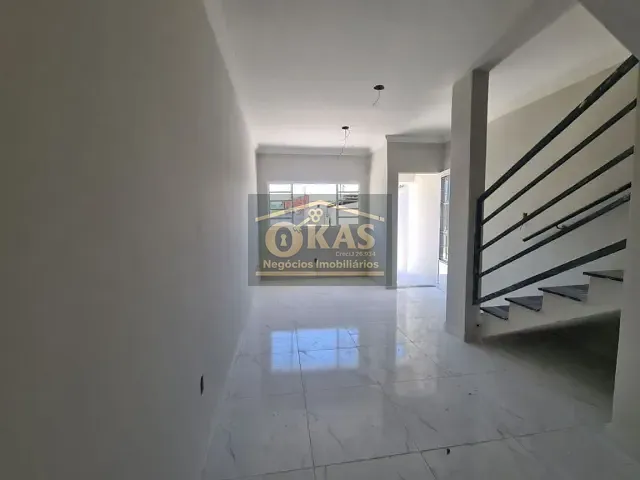 Sobrado com 79m² 2 quartos e 1 banheiro, à venda, no bairro Jundiapeba em Mogi das Cruzes