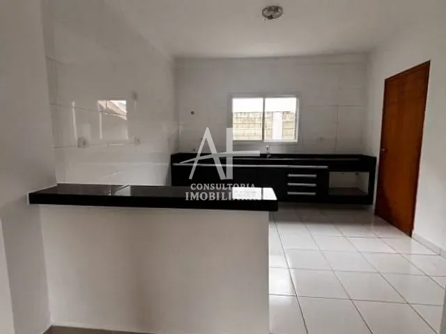 Sobrado com 225m² 3 quartos e 2 banheiros, à venda, no bairro Vila Areao em Taubaté