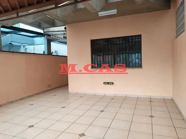 Sobrado 3 quartos e 2 banheiros, para alugar, no bairro Vila Regente Feijó em São Paulo