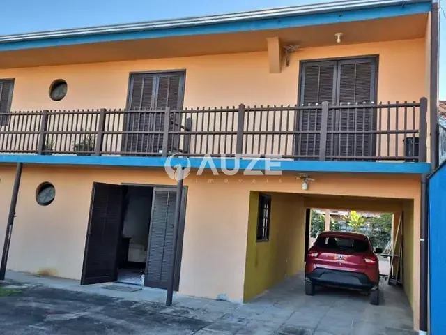 Sobrado com 210m² 7 quartos e 4 banheiros, à venda, no bairro Coroados em Guaratuba