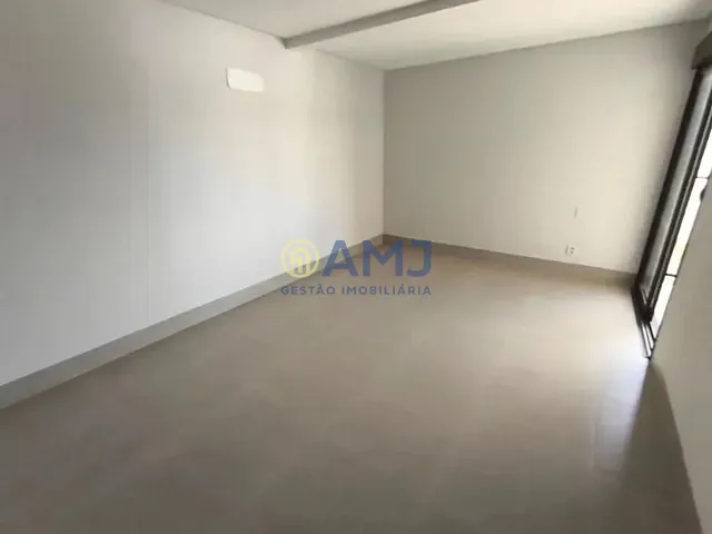 Sobrado com 173m² 3 quartos e 3 banheiros, à venda, no bairro Setor Jaó em Goiânia