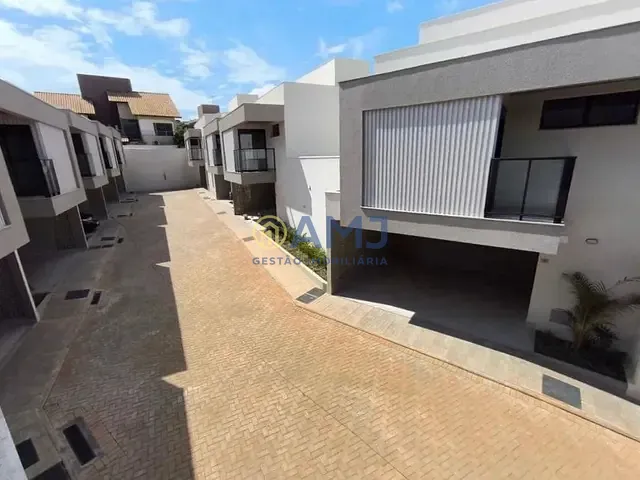 Sobrado com 173m² 3 quartos e 3 banheiros, à venda, no bairro Setor Jaó em Goiânia