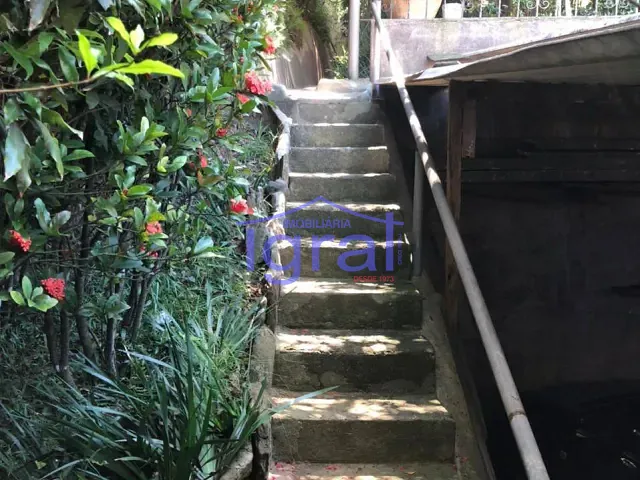 Sobrado com 560m² 3 quartos e 3 banheiros, à venda, no bairro Jardim Itacolomi em São Paulo