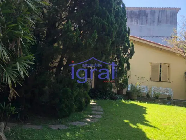 Sobrado com 560m² 3 quartos e 3 banheiros, à venda, no bairro Jardim Itacolomi em São Paulo