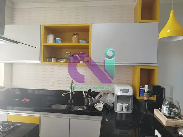 Sobrado com 516m² 3 quartos e 3 banheiros, à venda, no bairro Jardim Paulista em Adamantina