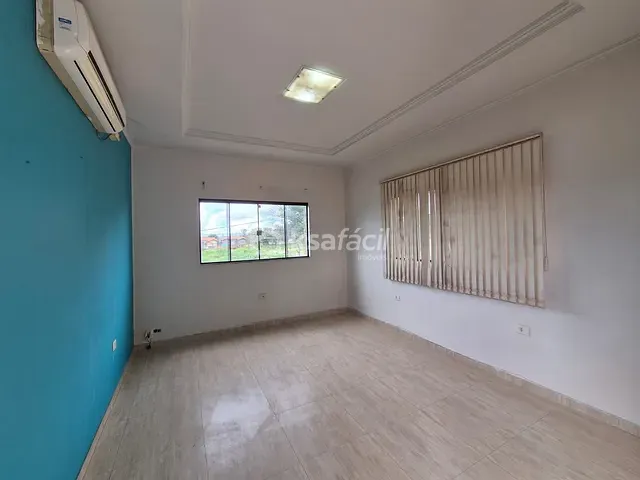 Sobrado com 398m² 4 quartos e 3 banheiros, para alugar, no bairro Residencial Betaville em Campo Grande