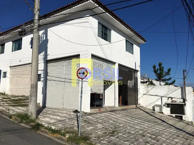 Sobrado com 400m² 2 quartos e 1 banheiro, à venda, no bairro Jardim Universo em Mogi das Cruzes