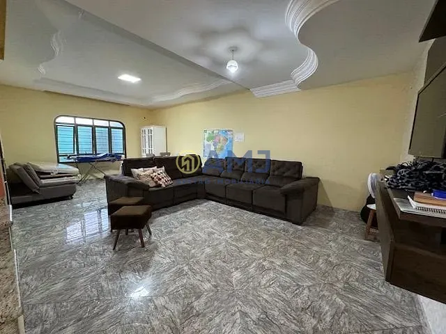 Sobrado com 221m² 3 quartos e 4 banheiros, à venda, no bairro Jardim América em Goiânia