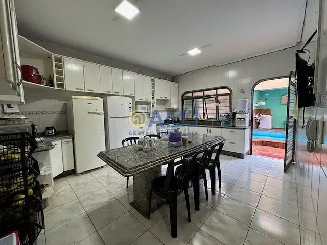 Sobrado, 3 quartos, 245 m² - Foto 7