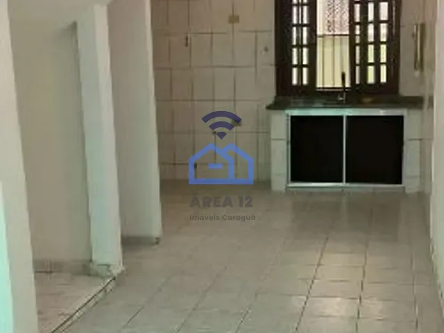 Sobrado com 106m² 2 quartos e 3 banheiros, à venda, no bairro Martim de Sá em Caraguatatuba