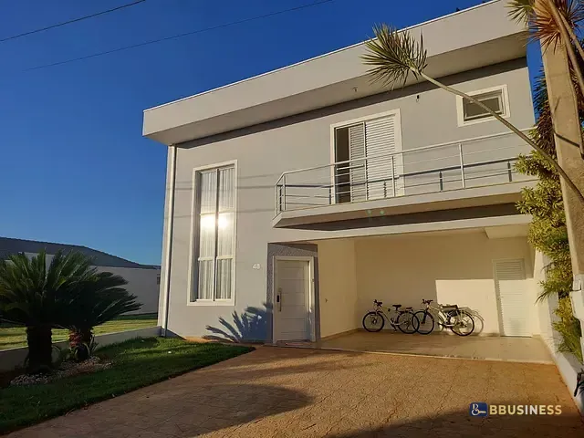 Sobrado 3 quartos e 2 banheiros, à venda, no bairro João Aranha em Paulínia