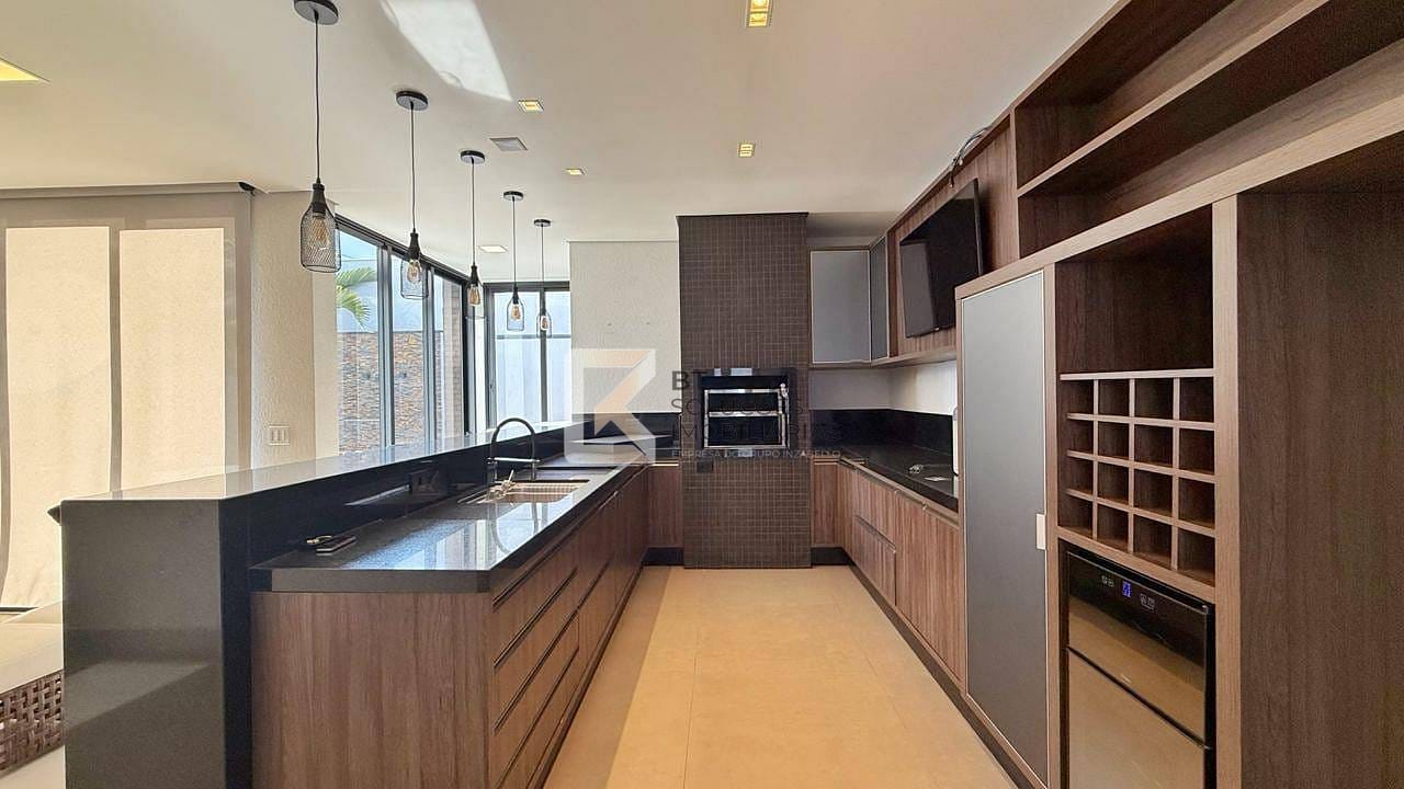 Sobrado, 3 quartos, 357 m² - Foto 31