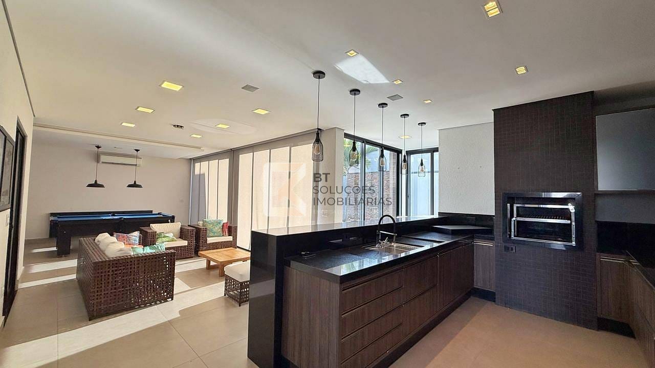 Sobrado, 3 quartos, 357 m² - Foto 32