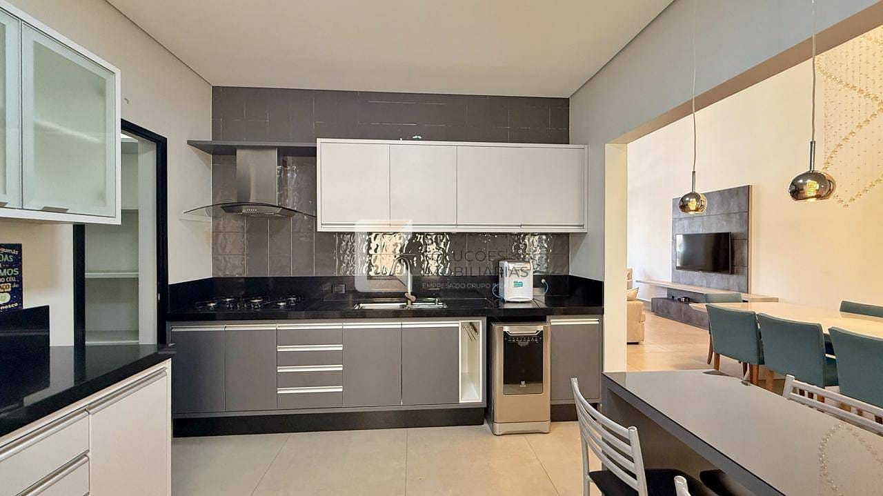 Sobrado, 3 quartos, 357 m² - Foto 10