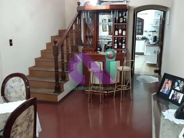 Sobrado com 125m² 3 quartos e 2 banheiros, à venda, no bairro Pestana em Osasco