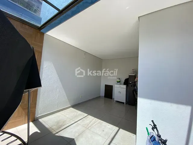 Sobrado com 151m² 3 quartos e 3 banheiros, à venda, no bairro Carandá Bosque em Campo Grande