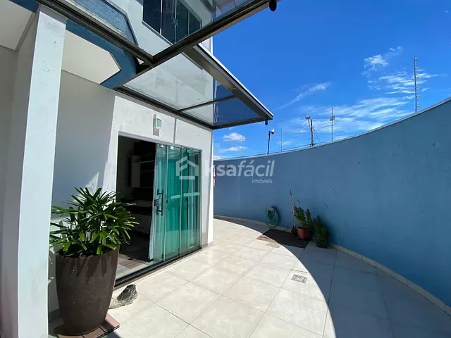 Sobrado com 151m² 3 quartos e 3 banheiros, à venda, no bairro Carandá Bosque em Campo Grande
