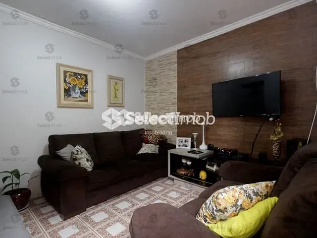 Sobrado com 372m² 2 quartos e 2 banheiros, à venda, no bairro Matriz em Mauá