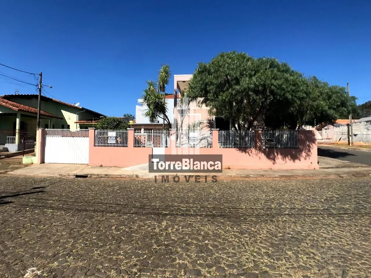 Sobrado, 6 quartos, 180 m² - Foto 2