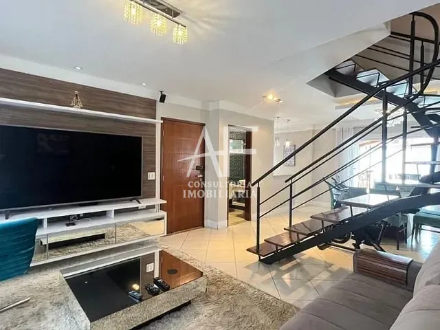 Sobrado com 250m² 3 quartos e 4 banheiros, à venda, no bairro Jardim Hípica Pinheiro em Taubaté