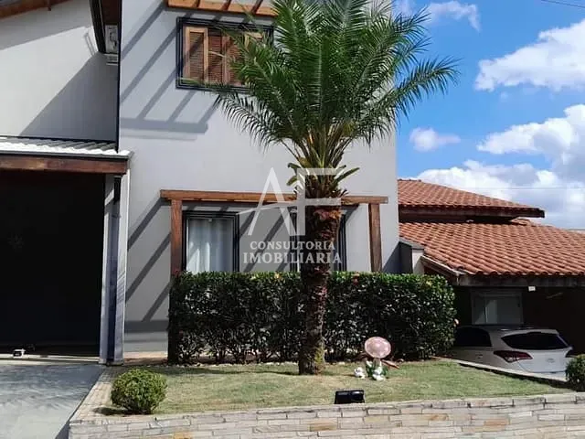 Sobrado com 250m² 3 quartos e 4 banheiros, à venda, no bairro Jardim Hípica Pinheiro em Taubaté