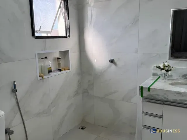 Sobrado 3 quartos e 4 banheiros, à venda, no bairro São Bento em Paulínia