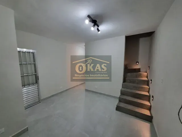 Sobrado com 68m² 2 quartos e 1 banheiro, à venda, no bairro Vila Nova Urupês em Suzano