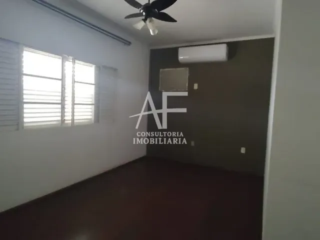 Sobrado com 484m² 3 quartos e 3 banheiros, à venda, no bairro Portal das Colinas em Guaratinguetá