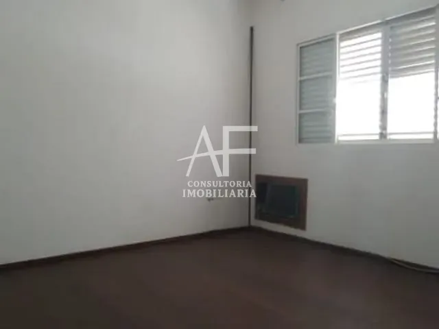 Sobrado com 484m² 3 quartos e 3 banheiros, à venda, no bairro Portal das Colinas em Guaratinguetá