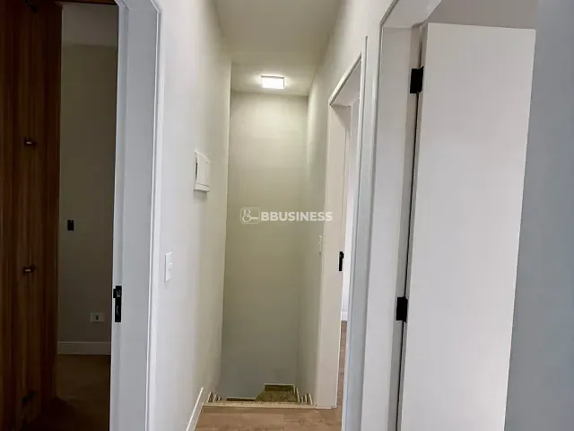 Sobrado 3 quartos e 2 banheiros, à venda, no bairro Vila Homero Thon em Santo André