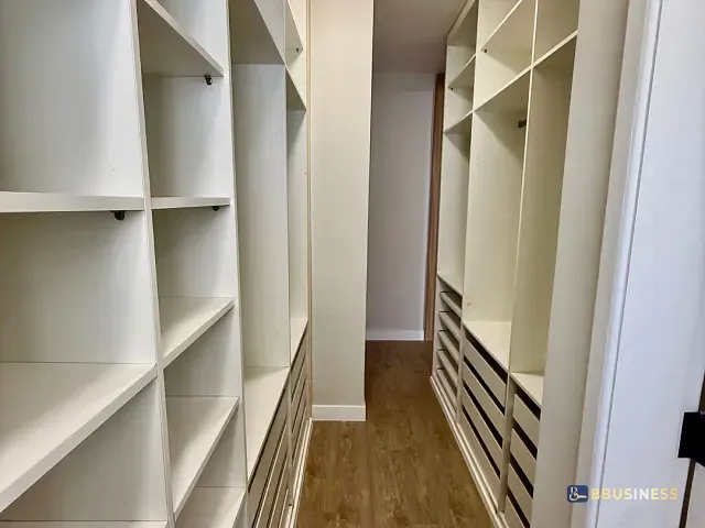 Sobrado 3 quartos e 2 banheiros, à venda, no bairro Vila Homero Thon em Santo André