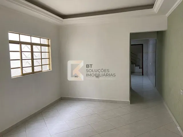 Sobrado com 125m² 3 quartos e 2 banheiros, à venda, no bairro Jardim Hubert em Indaiatuba