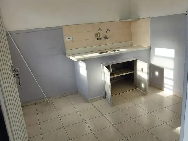 Sobrado 4 quartos e 2 banheiros, para alugar, no bairro Vila Gustavo em São Paulo