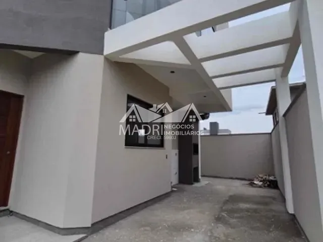 Sobrado com 83m² 2 quartos e 3 banheiros, à venda, no bairro Bela Vista em Palhoça