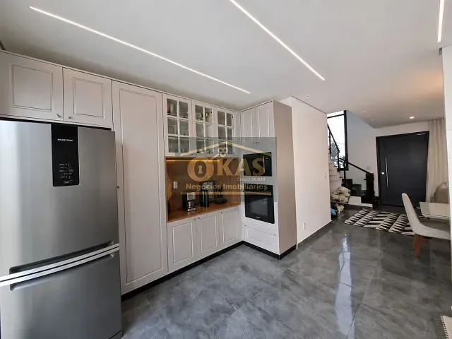 Sobrado com 150m² 3 quartos e 2 banheiros, à venda, no bairro Villa Di Cesar em Mogi das Cruzes