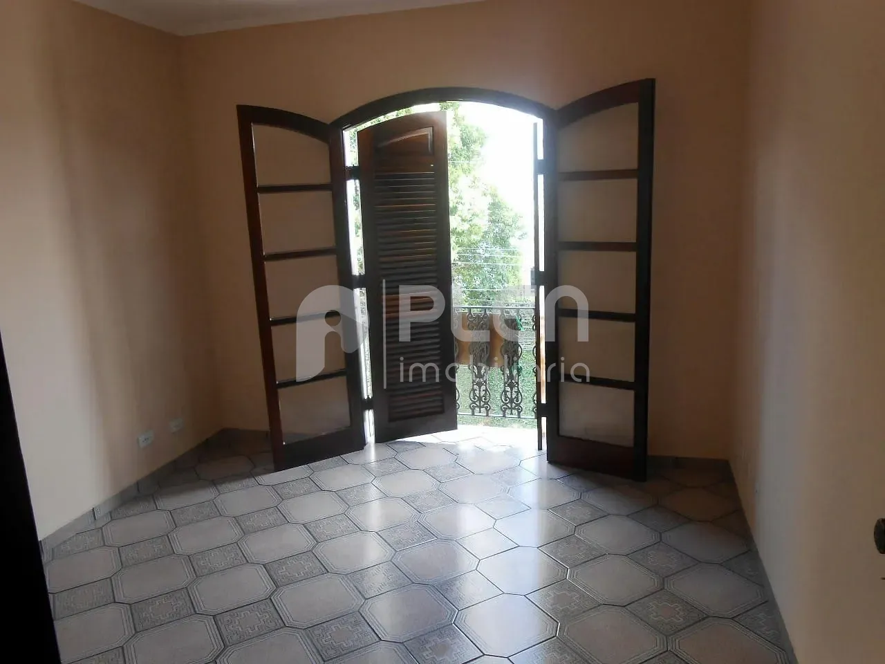 Casa de 3 quartos à venda em Vila Mazzei, São Paulo