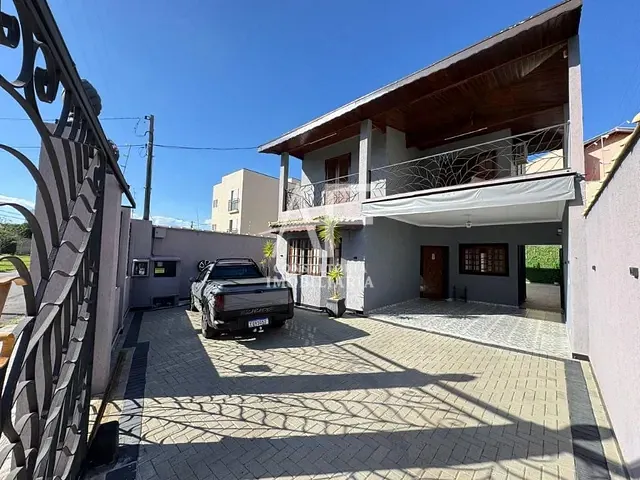 Sobrado com 262m² 3 quartos e 4 banheiros, à venda ou para alugar, no bairro Esplanada Independência em Taubaté
