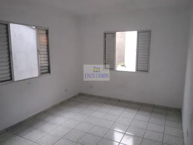 Sobrado com 125m² 3 quartos e 3 banheiros, para alugar, no bairro Parque Selecta(Montanhão) em São Bernardo do Campo