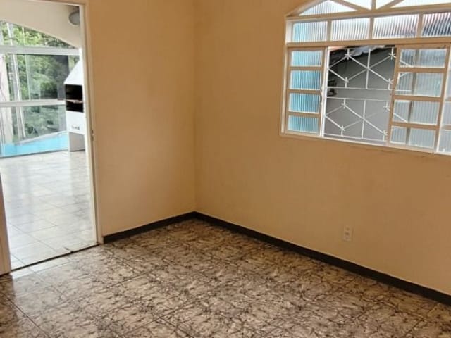 Foto do Sobrado - Sobrado com 2 dormitórios para alugar, 120 m² por R$ 1.900,01/mês - Parque Interlagos - São José dos Campos/SP | INDEPENDENCE NEGOCIOS IMOBILIARIOS LTDA