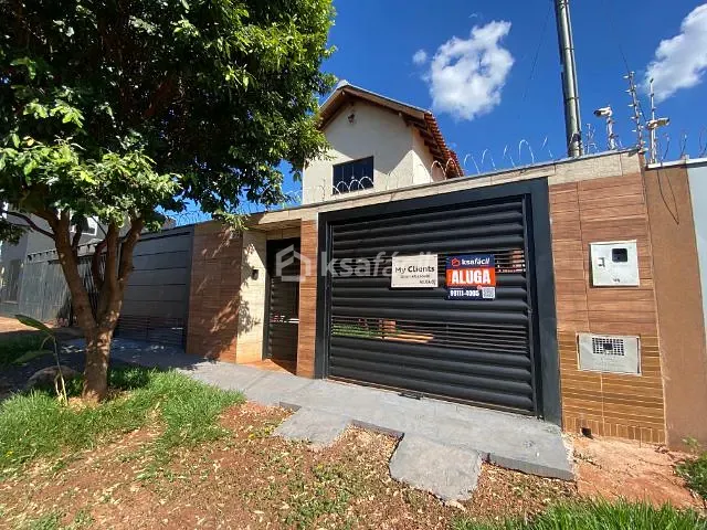 Sobrado com 250m² 3 quartos e 2 banheiros, para alugar, no bairro Jardim das Nações em Campo Grande
