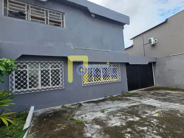 Sobrado com 528m² 3 quartos e 3 banheiros, à venda, no bairro Centro em Mogi das Cruzes