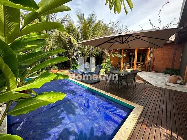 Sobrado com 700m² 4 quartos e 5 banheiros, para alugar, no bairro Jardins Munique em Goiânia